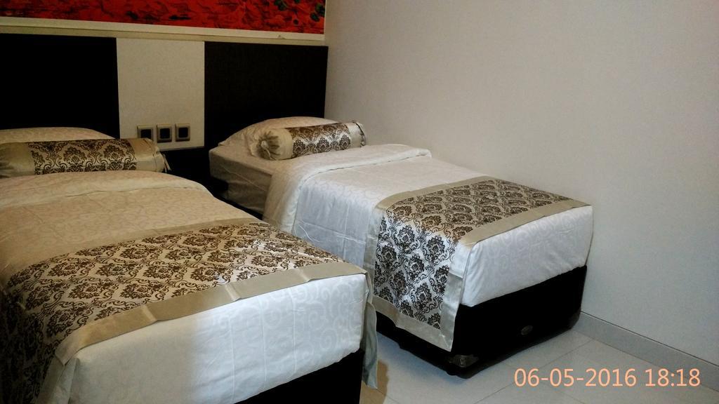 Malang City Boulevard Homestay Εξωτερικό φωτογραφία