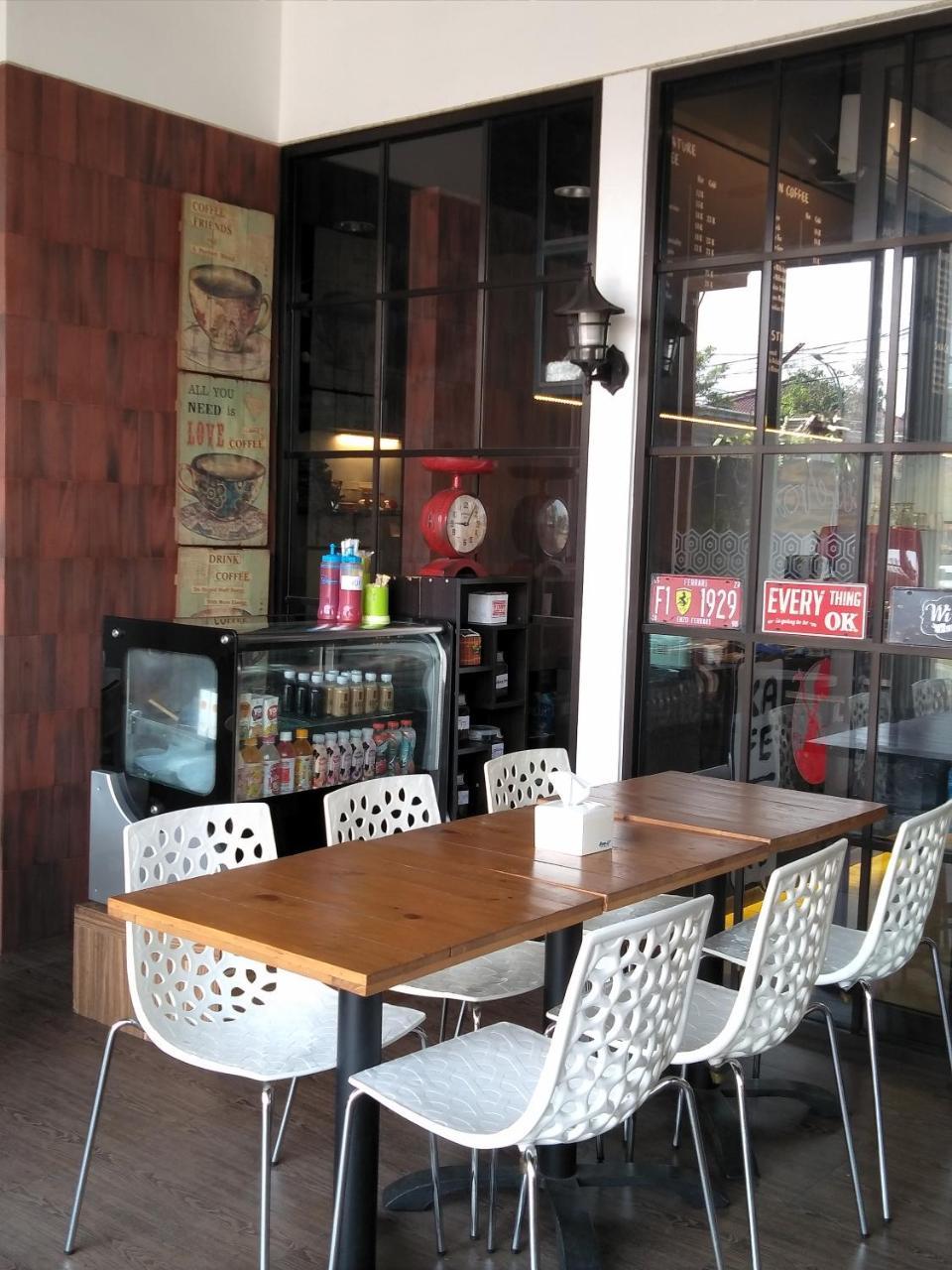 Malang City Boulevard Homestay Εξωτερικό φωτογραφία
